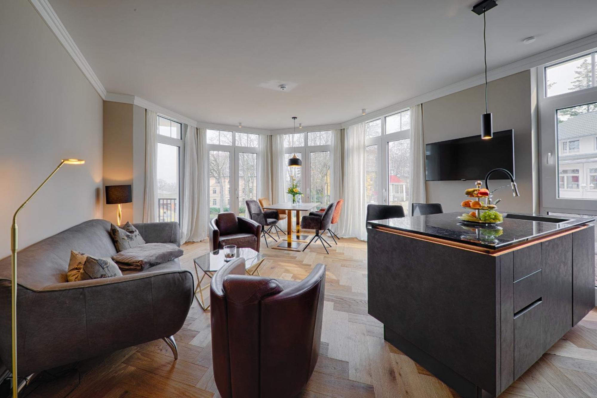 Meeressterne Schlossappartements Heringsdorf Exterior photo
